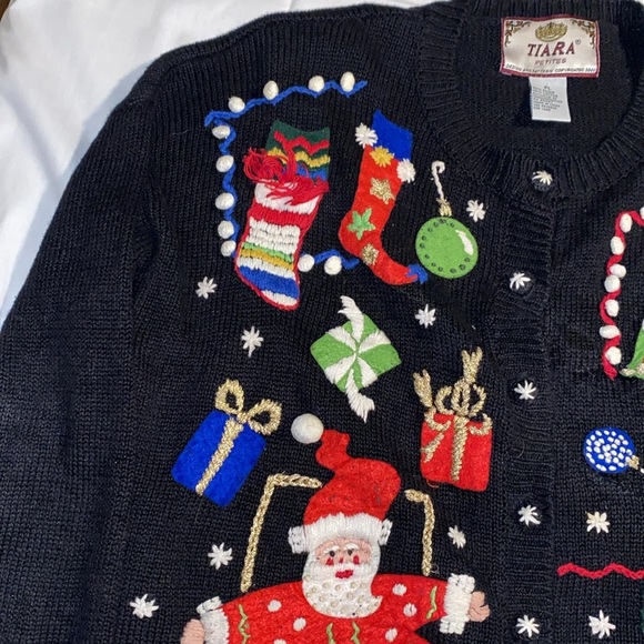 Vintage 90’s Tiara Christmas Sweater size LP - Picture 2 of 6